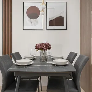  Apartament Elegancki Blisko Rzeki Z Garazem Na 2 Auta By Renters